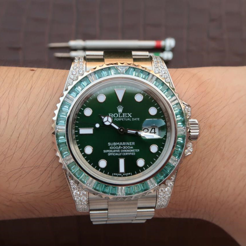 Silver Green Diamond 40mm Y89304