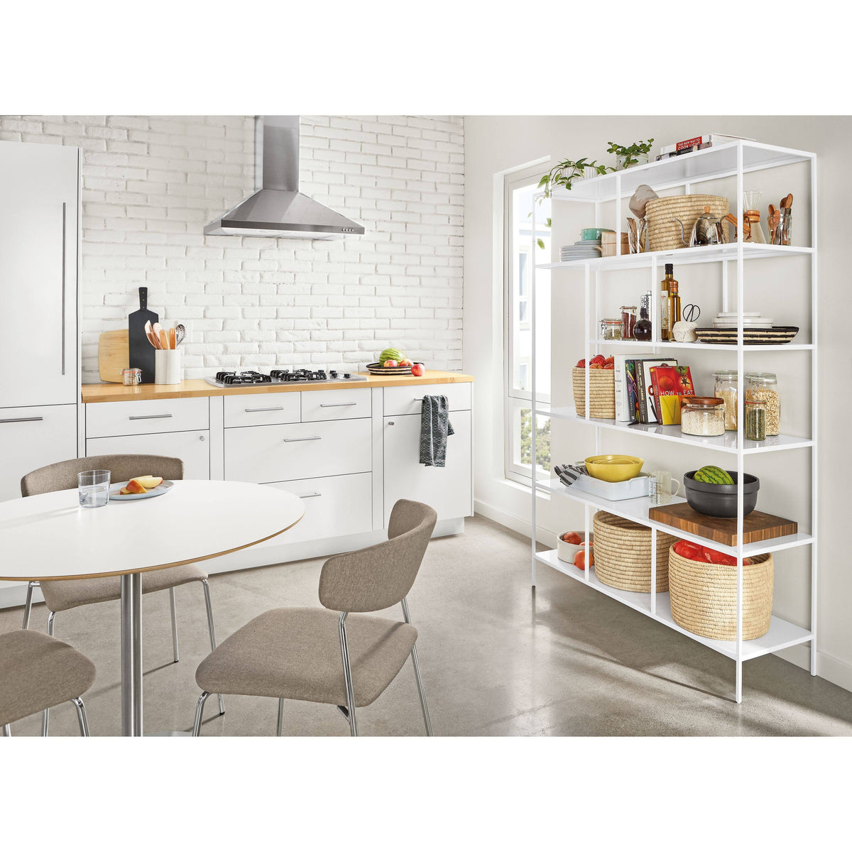 Modern Onyx Gloss Bookcase B651557