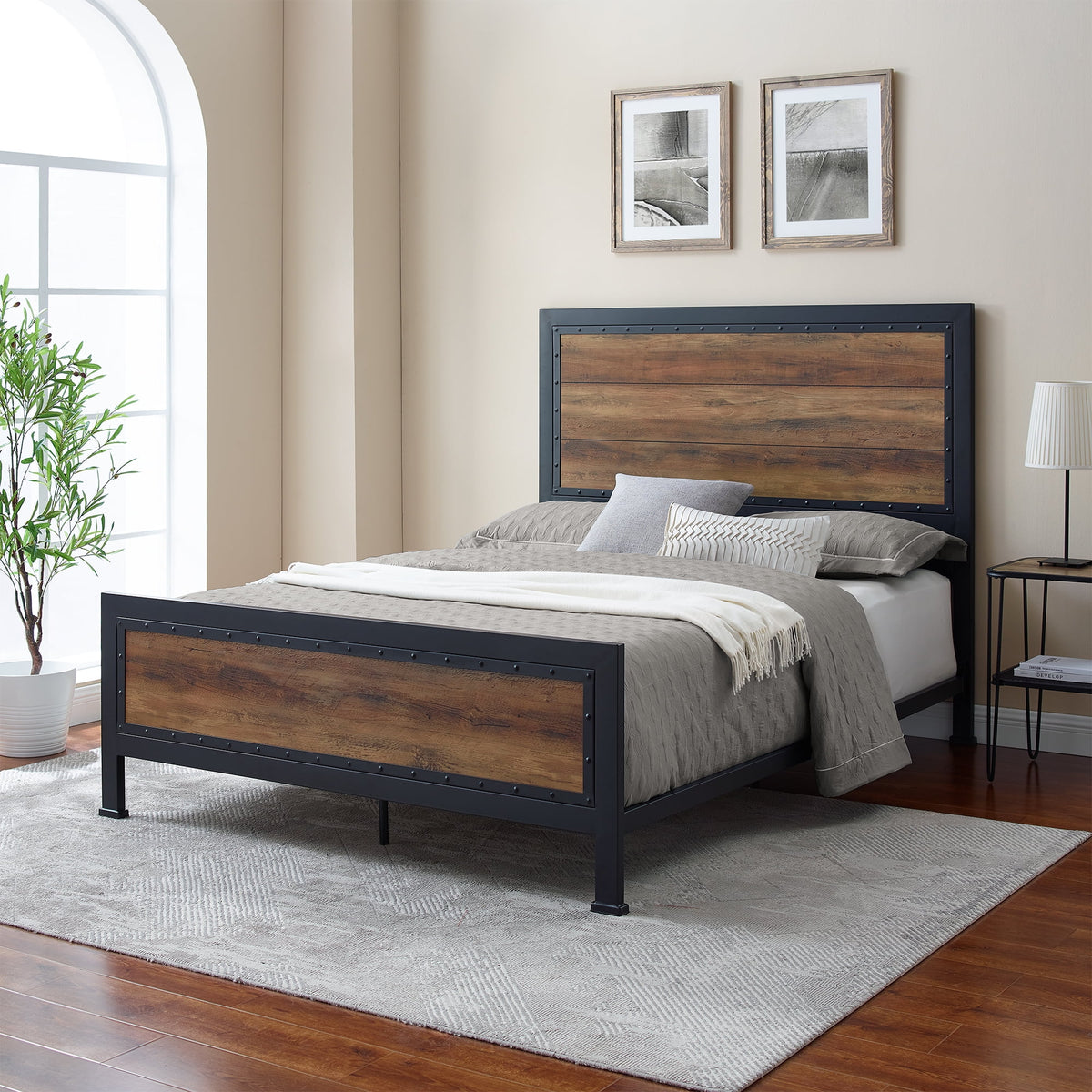 Queen Size Rustic Oak Bed M488