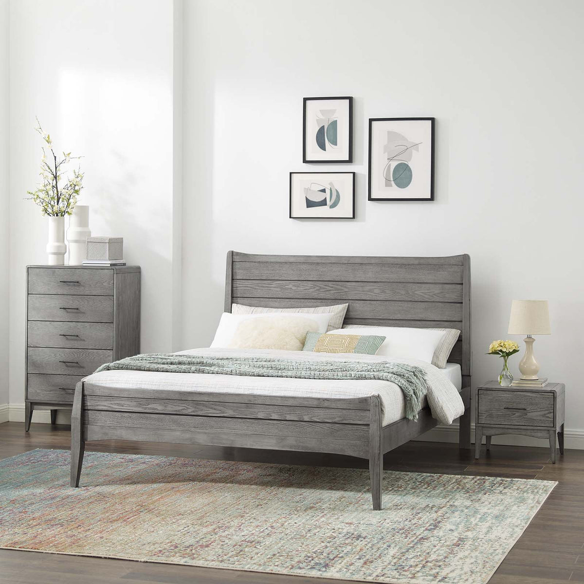 King Size Grey Wood Platform Bed Chest Nightstand Set P973358