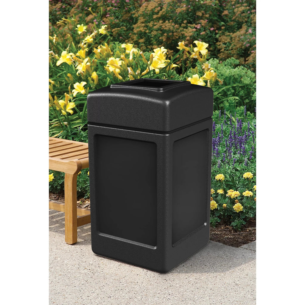 38 gal. Square Commercial Trash Can A799
