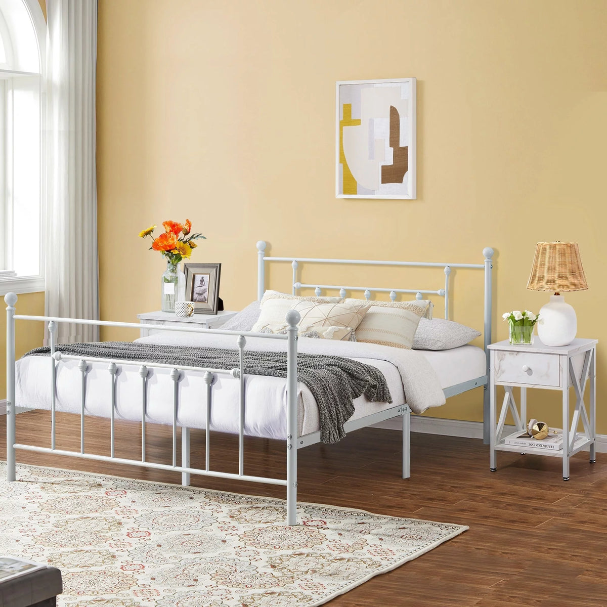 White 3-Pieces Bedroom Set with Platform Bed Frame and 2 Nightstands Full H98447