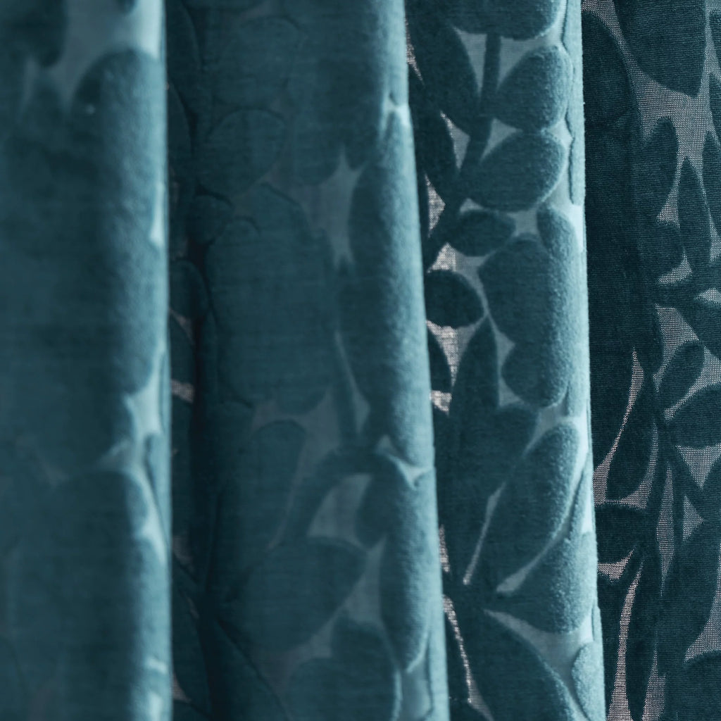 Velvet 2 Piece Light Filtering Curtain Set Z5406