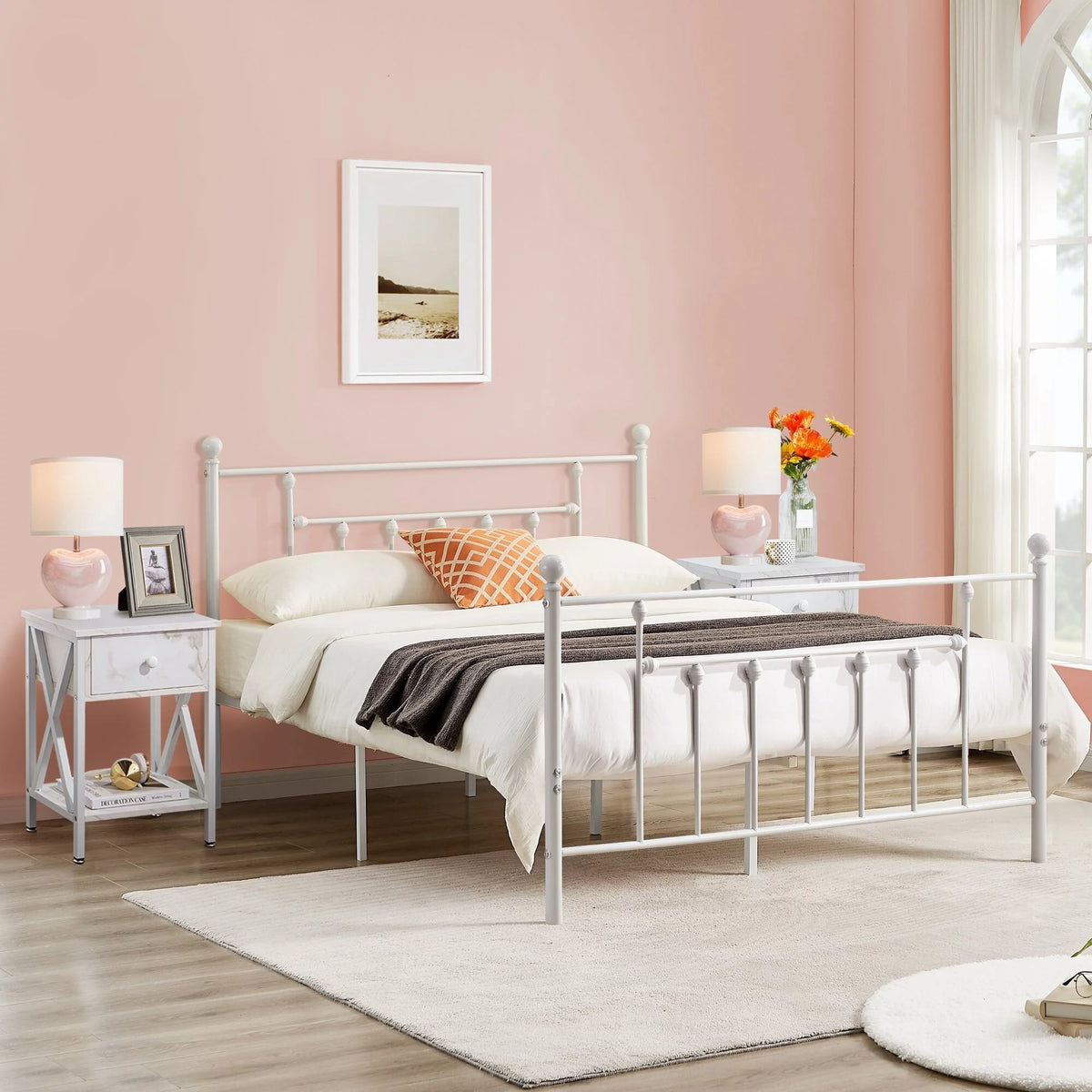 White 3-Pieces Bedroom Set with Platform Bed Frame and 2 Nightstands Full H98447